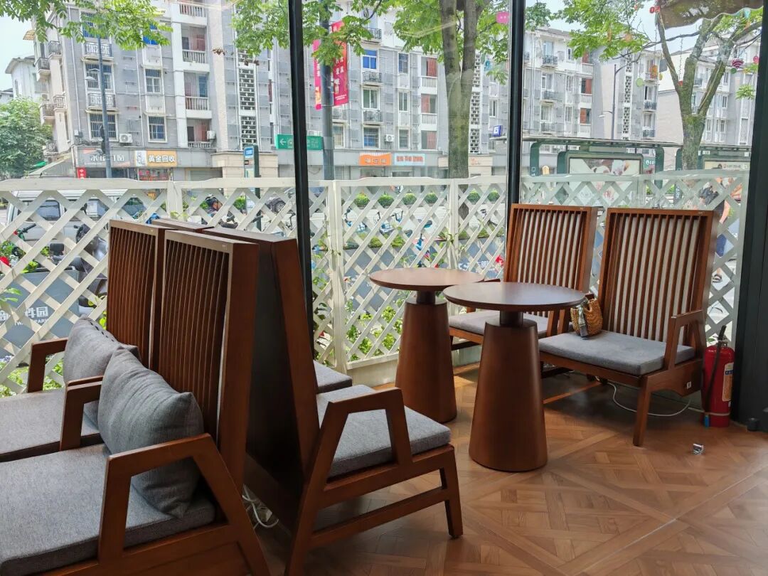 5 5